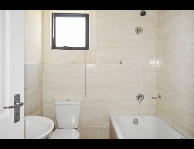 3 BEDROOM HOUSE FOR SALE IN GRACELAND